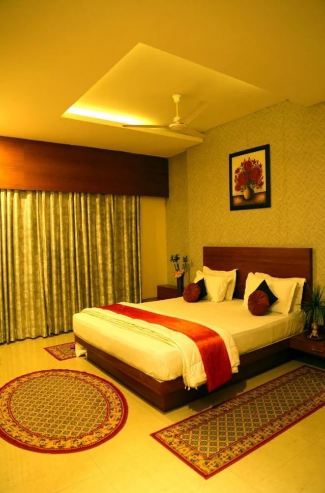 Hotel Shri Khedapati International Dewas Bagian luar foto